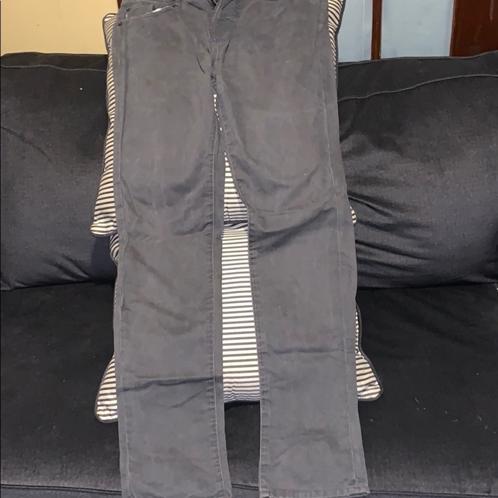 Men’s gray khakis